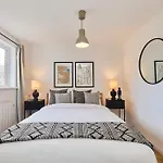 The Hackney Place - Spacious 1Bdr Flat