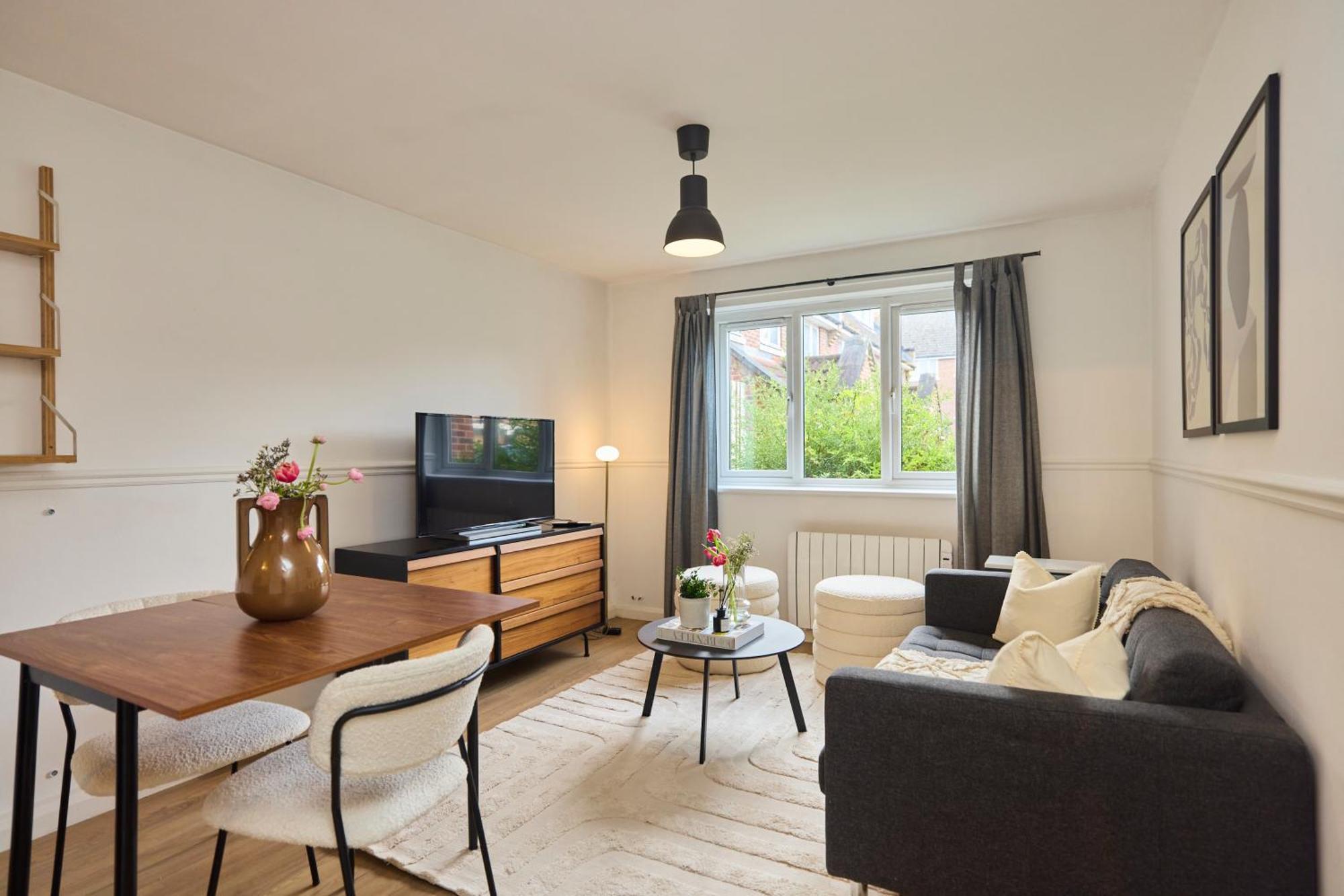 The Hackney Place - Spacious 1bdr Flat